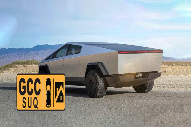 سيارة تسلا مميزة للبيع